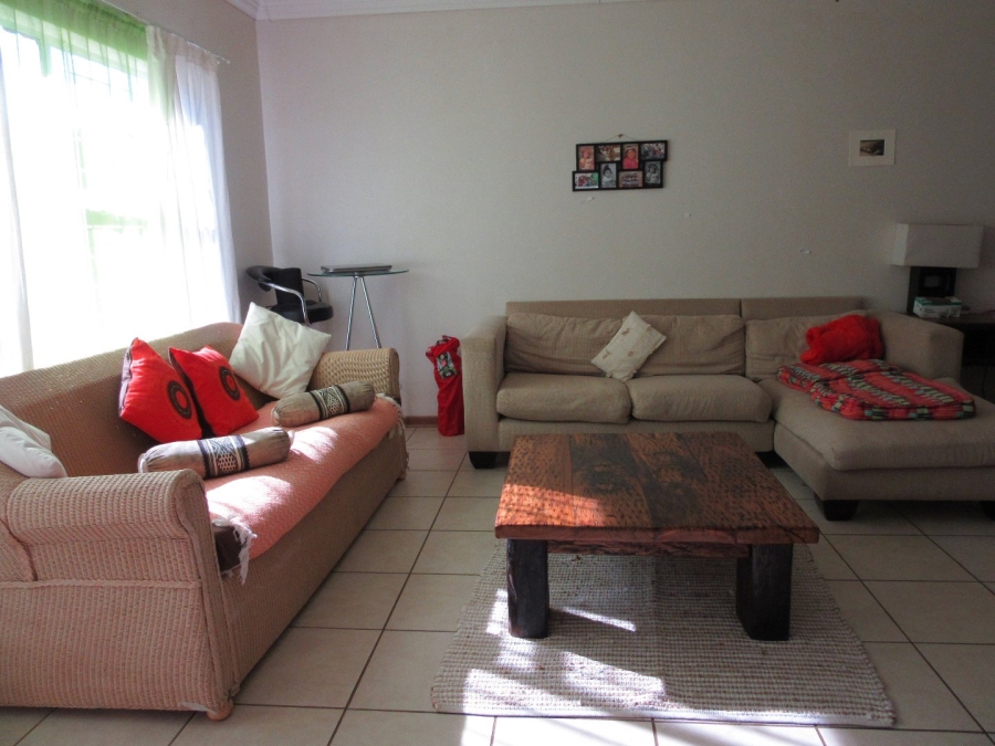 2 Bedroom Property for Sale in Langenhovenpark Free State